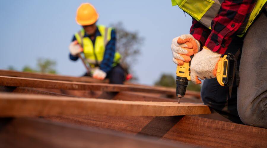 Expert Emergency Roof Repairs services in Stewart, MN